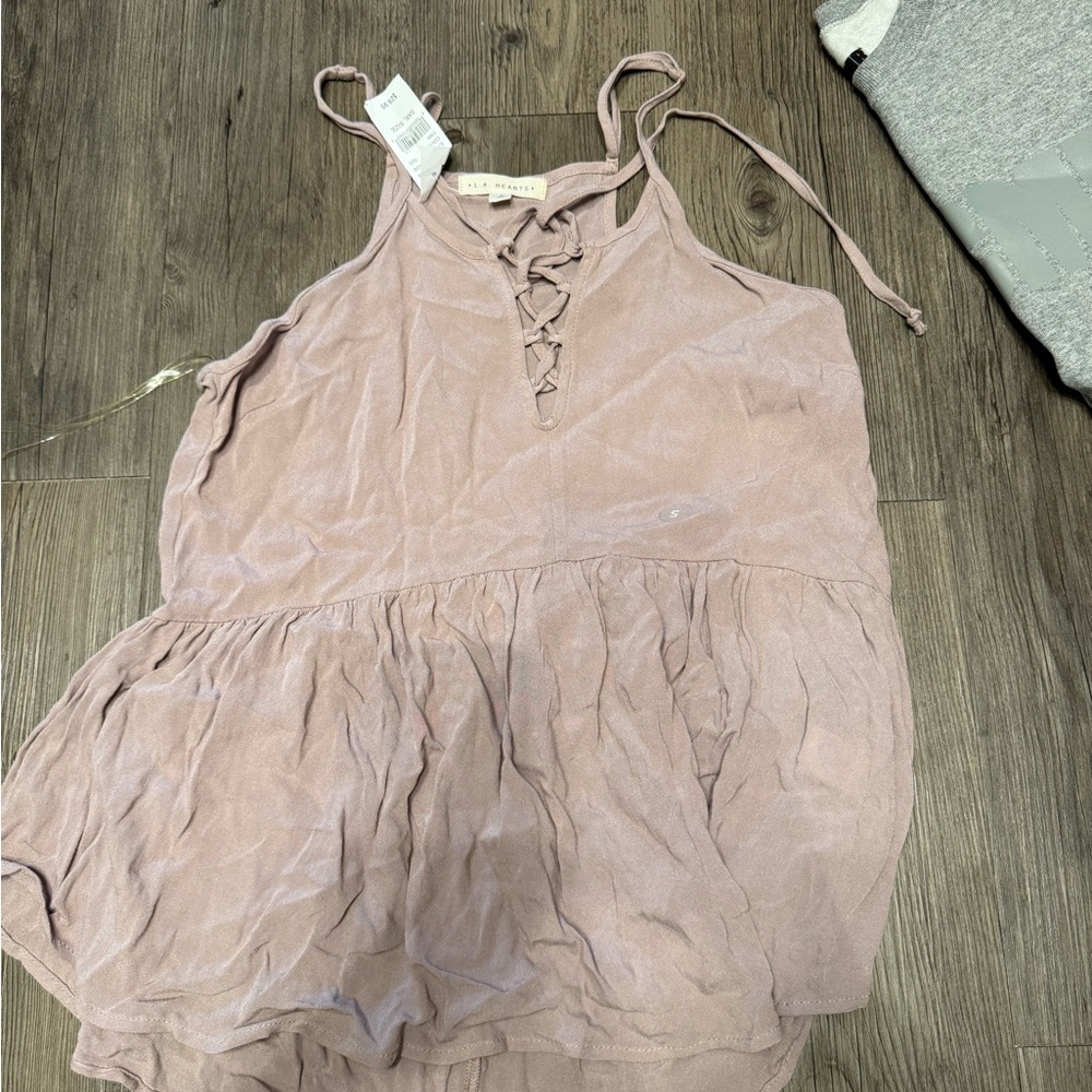 LA Hearts tank top. Size small. New with tags